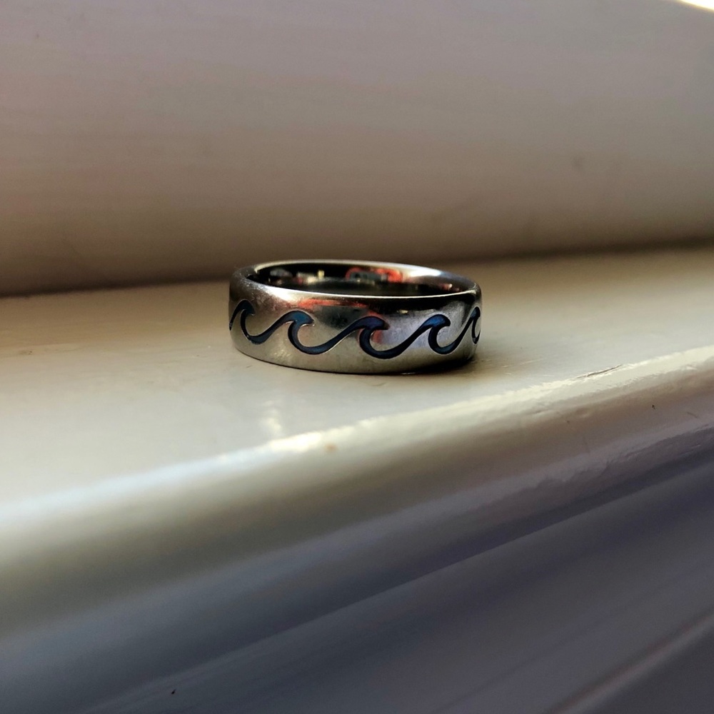 Cascadia Titanium Wave Ring